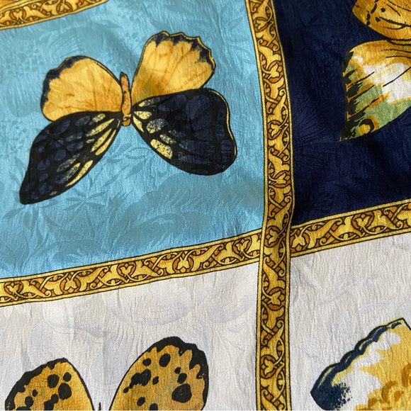 Butterfly Patterned Scarf - Picture 2 of 5